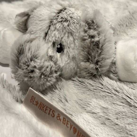 New Blankets & Beyond Gray Elephant Baby Lovey Security Blanket Fuzzy Nunu Soft - Picture 3 of 5